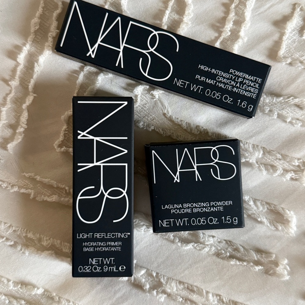 Large Beauty and Skincare full size and sample Lot - Picture 10 of 15